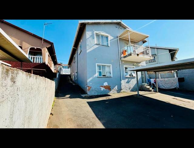 5 BEDROOM HOUSE FOR SALE IN MOBENI HEIGHTS
